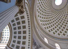 Kuppel (Foto: Werner Näf) Kuppel (Foto: Werner Näf)